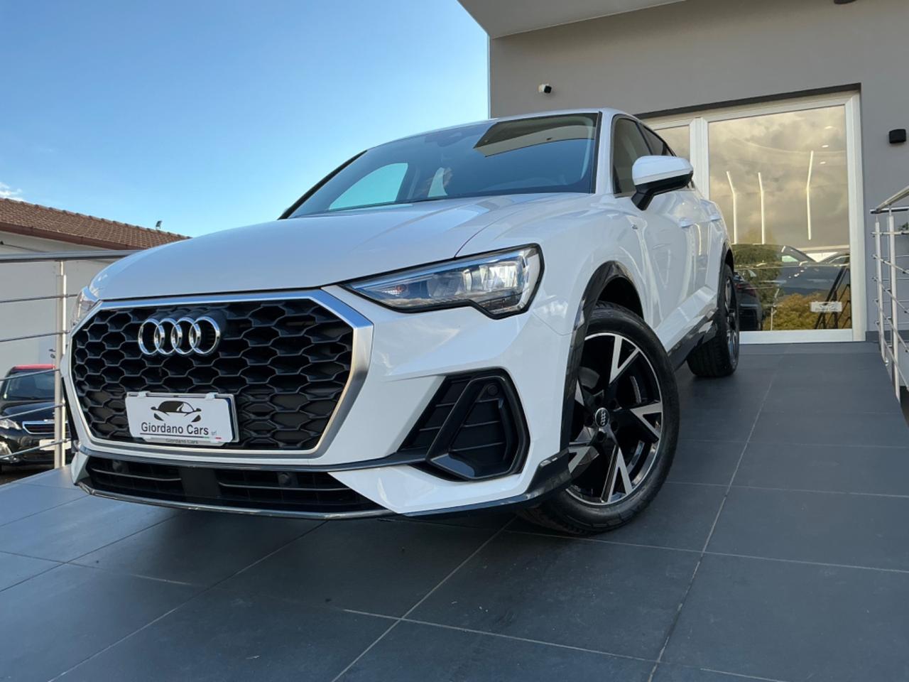 Audi Q3 SPB 35 TDI S tronic S line edition 150cv luci ambiente