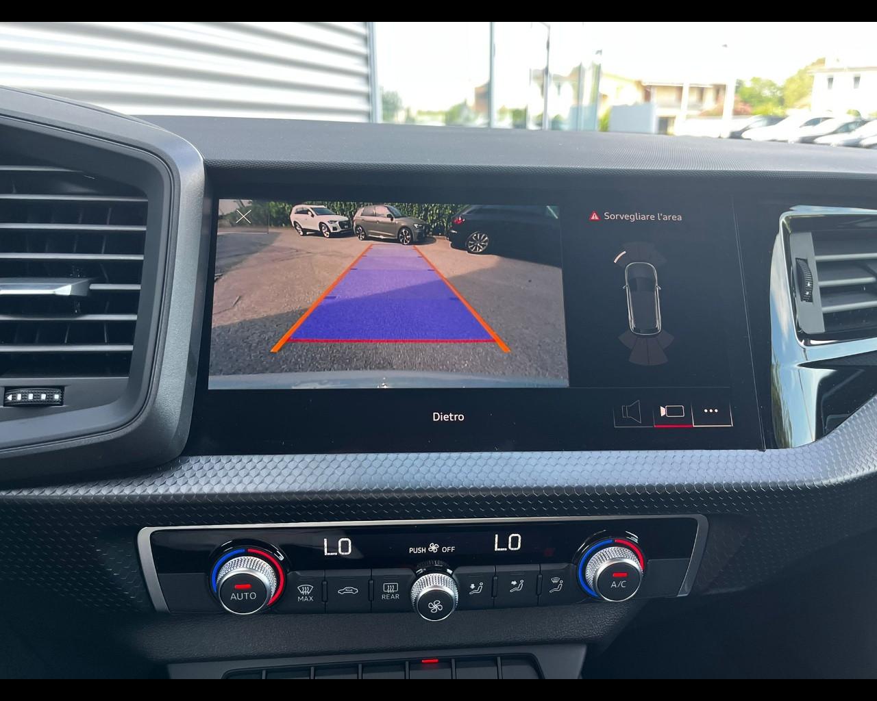 AUDI A1 ALLSTREET 30 TFSI S-TRONIC IDENTITY CONTRAST