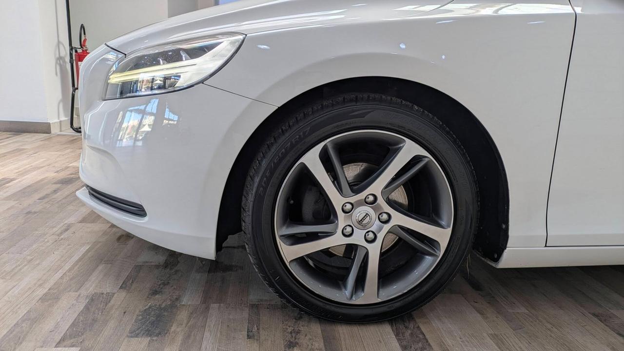 Volvo V40 D2 BUSINESS