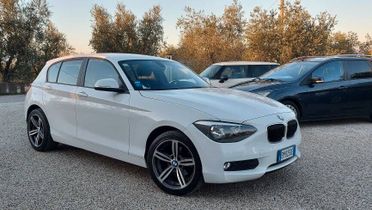 Bmw 118d 5p. Unique