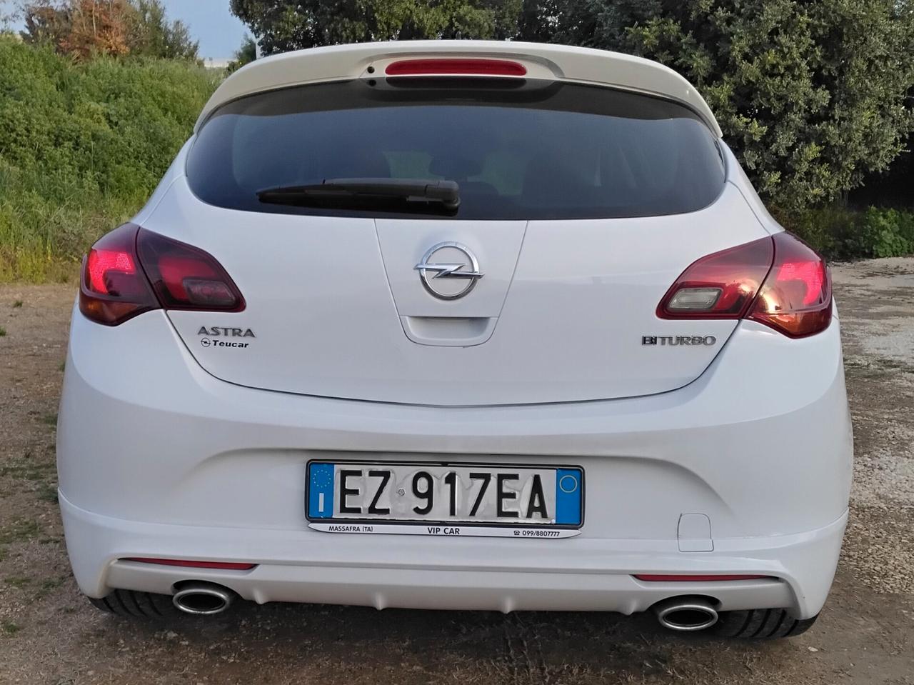 Opel Astra 2.0 BiTurbo CDTI 195CV S&S 5 porte