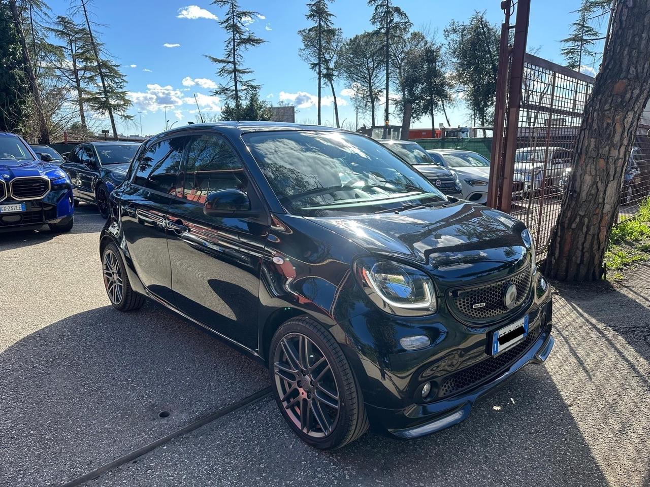 Smart ForFour BRABUS 0.9 Turbo twinamic Xclusive *PROMO*