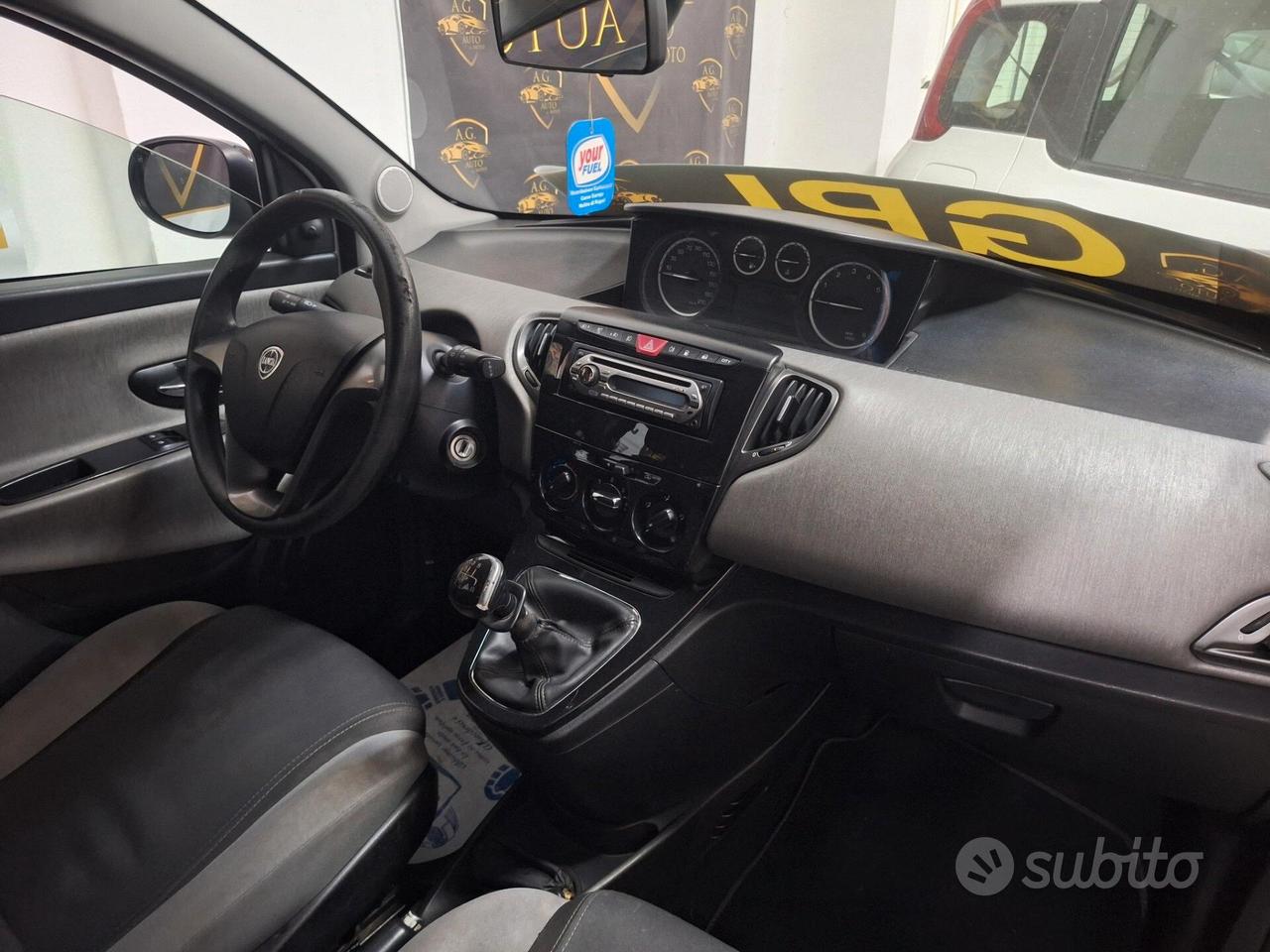 Lancia Ypsilon 1.2 69 CV 5 porte GPL Ecochic Gold