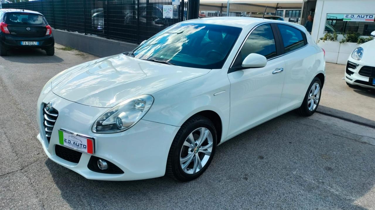 Alfa Romeo Giulietta 1.6 JTDm-2 105 CV Exclusive