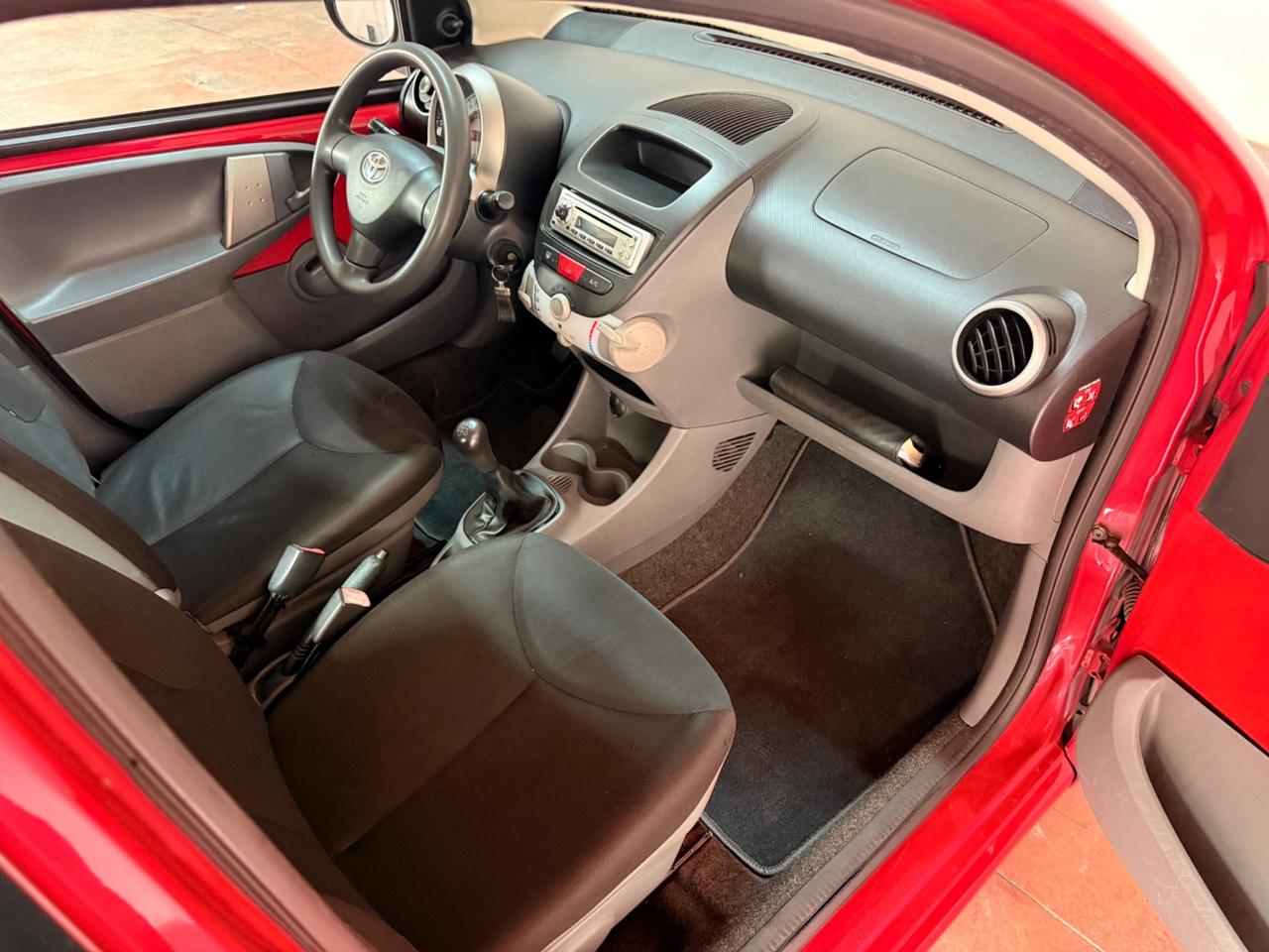 Toyota Aygo 1.0 12V VVT-i 5 porte Now