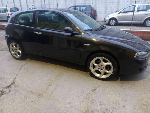 ALFA ROMEO 147 1.6 16V TS 3 porte Progression NEOPATENTATI