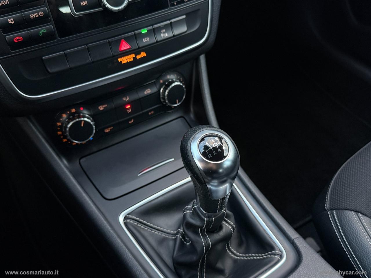 MERCEDES-BENZ GLA 200 CDI Sport