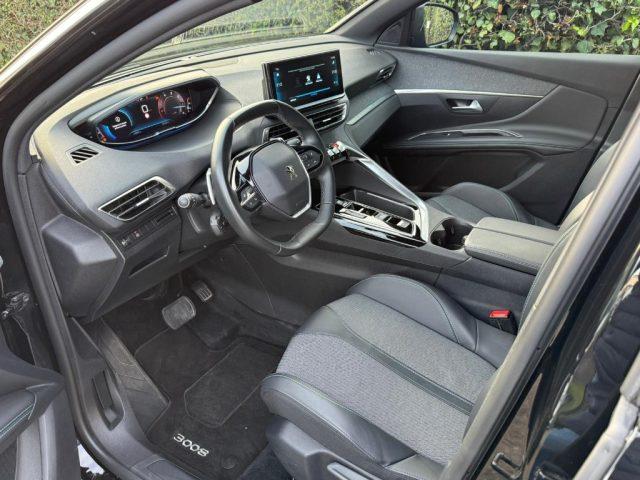 PEUGEOT 3008 BlueHDi 130 S&S EAT8 Allure Pack NAVI - LED - 18