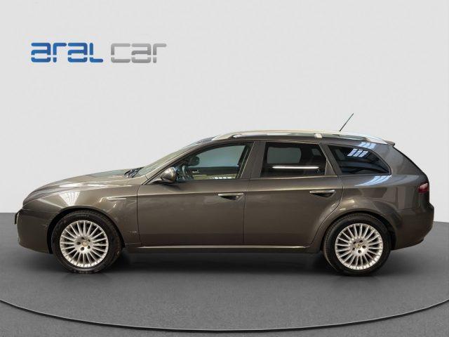 ALFA ROMEO 159 1.9 JTS 16V Sportwagon Distinctive