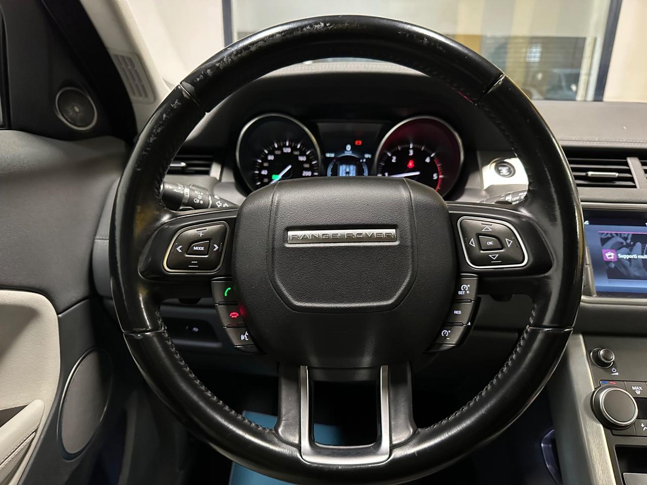 Land Rover Range Evoque 2.0 TD4 150 CV 5p. SE Dynamic