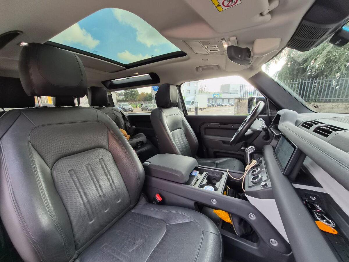 Land Rover Defender 90 3.0d i6 mhev X-Dynamic SE awd 200cv auto