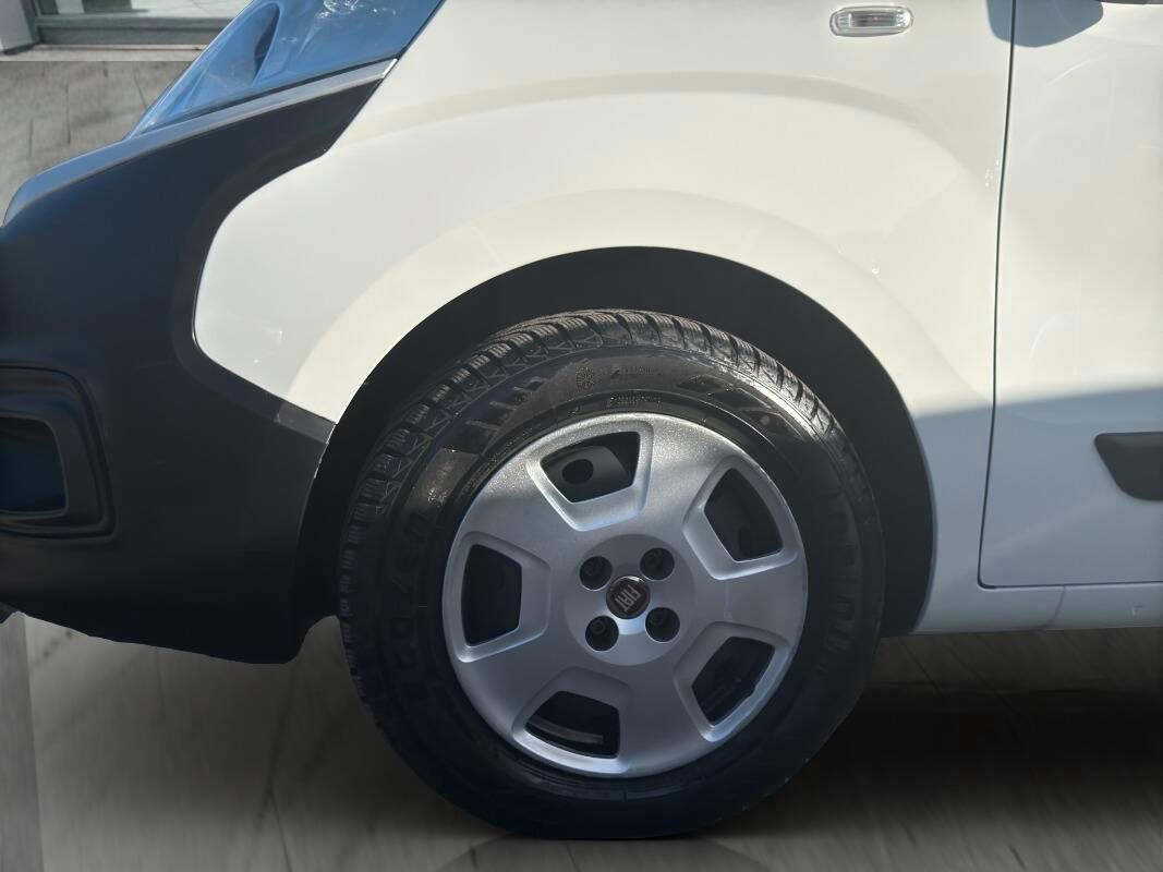 Fiat Fiorino III Cargo 1.3 mjt 95cv DX Con CARPLAY