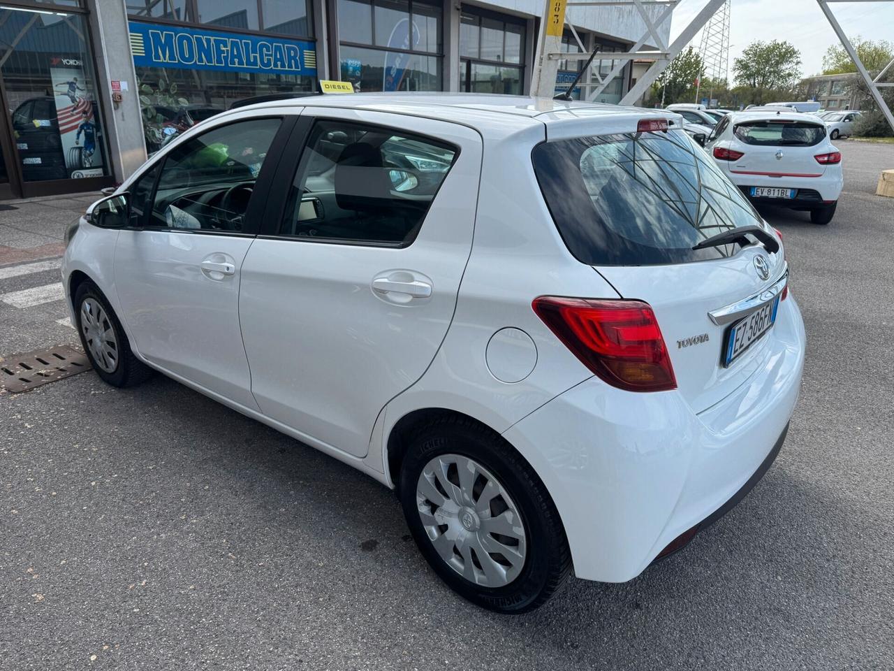 Toyota Yaris 1.0 2015
