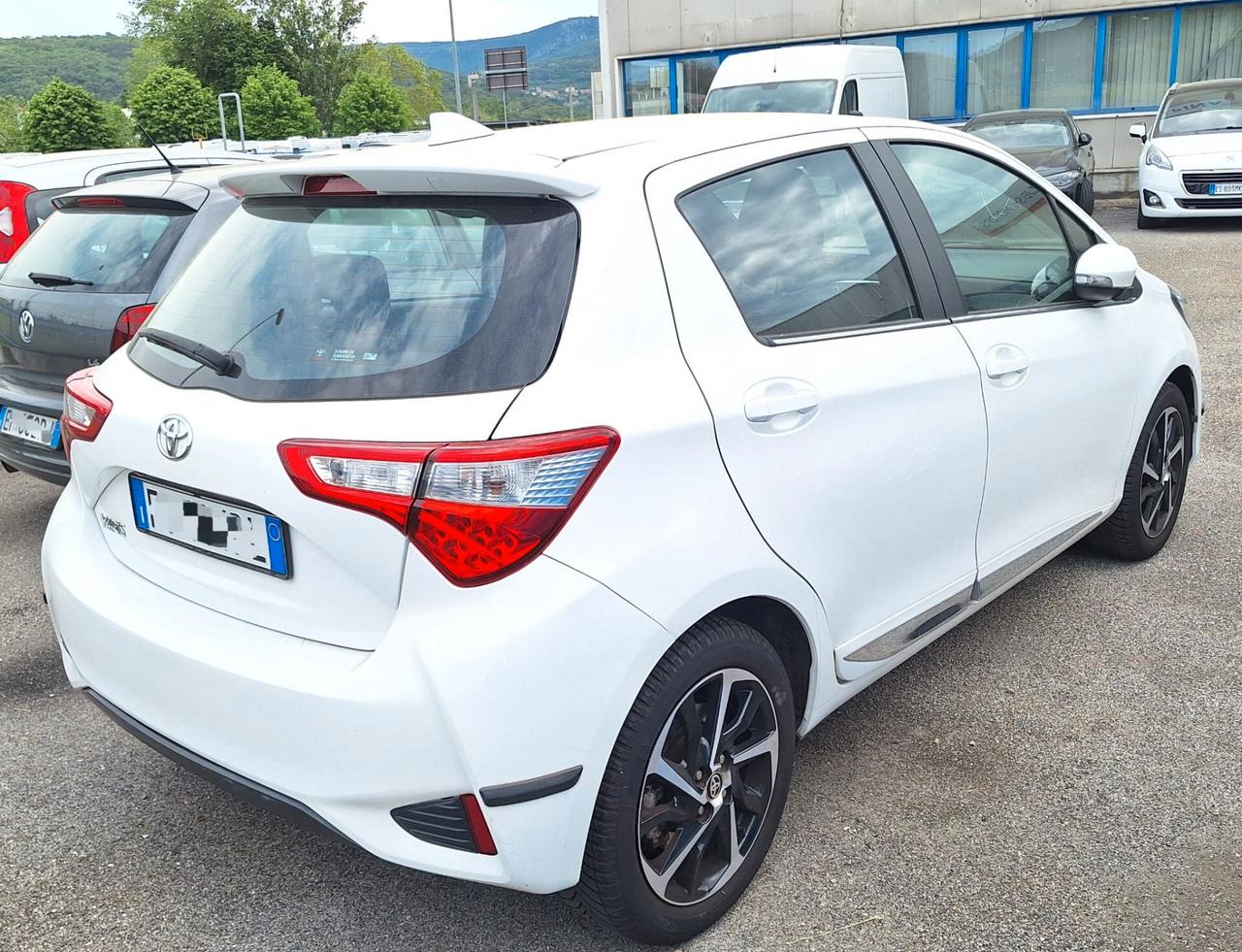 Toyota Yaris 1.0 Lounge SOLO KM 38MILA
