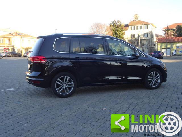 VOLKSWAGEN Touran 2.0 TDI 150 CV SCR DSG Executive 7p GARANTITA