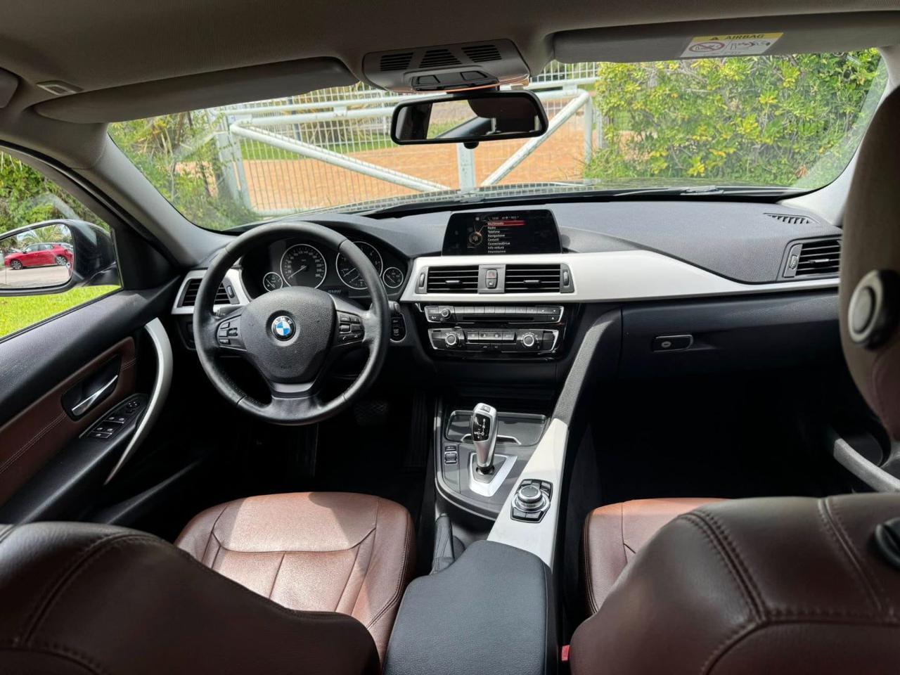 BMW 318 d Touring Luxury auto