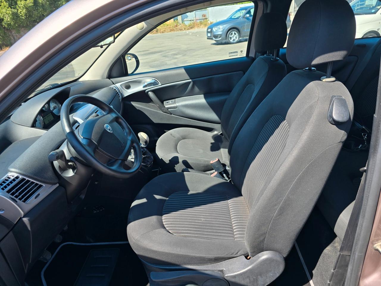 Lancia Ypsilon 1.2 69 CV Diva