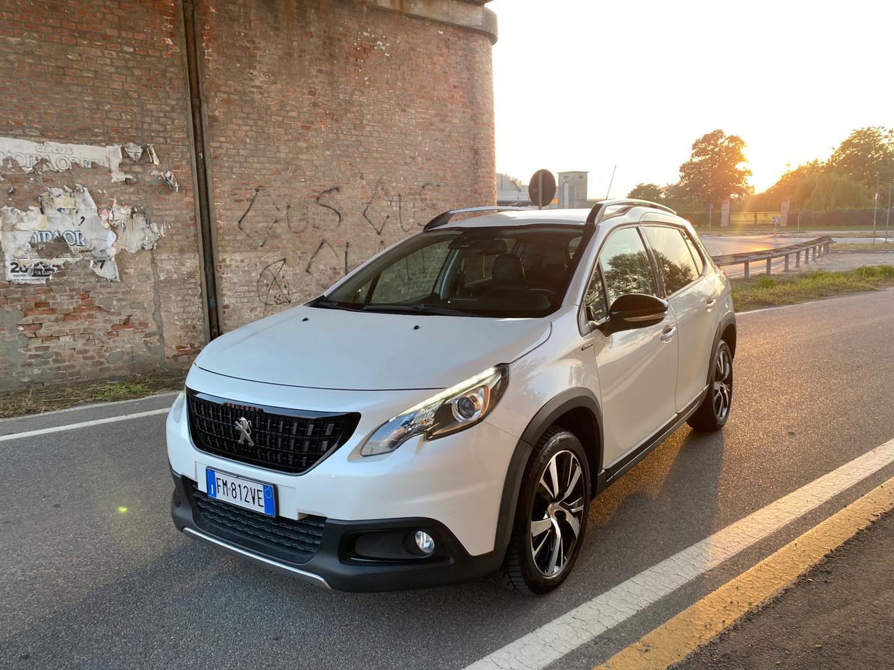 Peugeot 2008 Gt Line AUTOMATICA | OK NEOPATENTATI