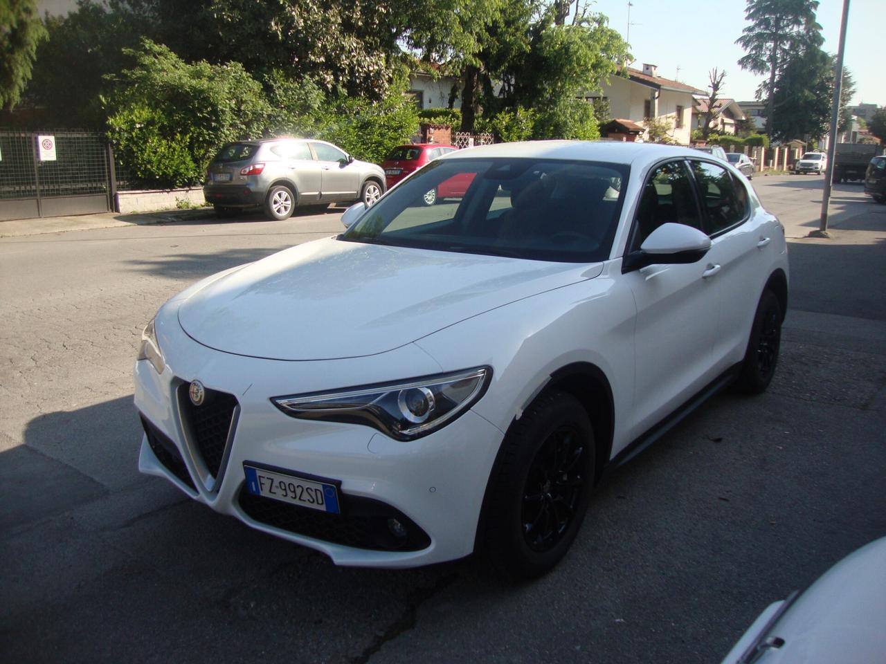 Alfa Romeo Stelvio 2.2 Turbodiesel AT8