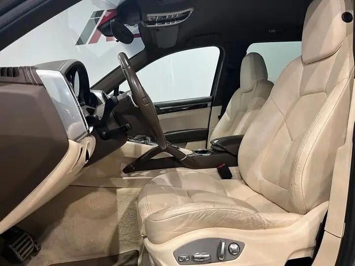 Porsche Cayenne 3.0 S Hybrid