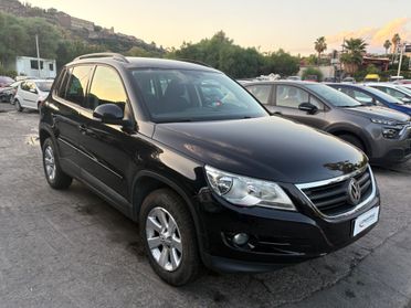 Volkswagen Tiguan 2.0 16V TDI DPF tiptronic Track & Field (28°)