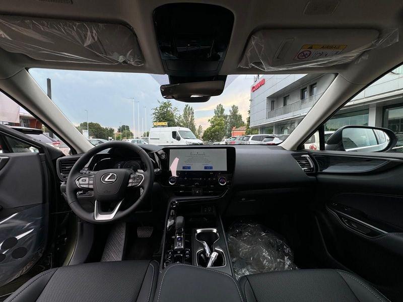 Lexus NX Plug-in Premium+ AWD