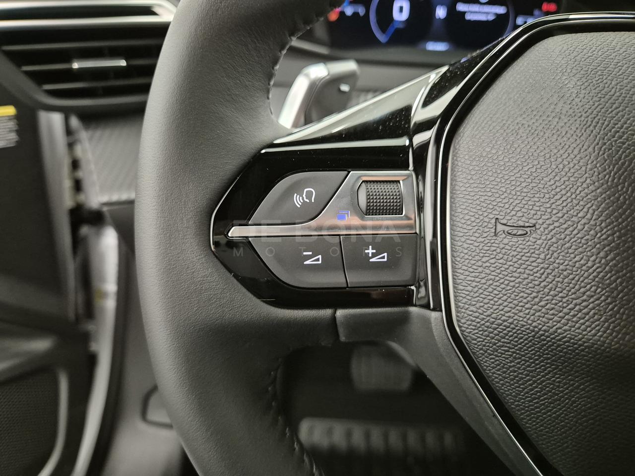 Peugeot 2008 1.2 hybrid allure 145cv e-dcs6
