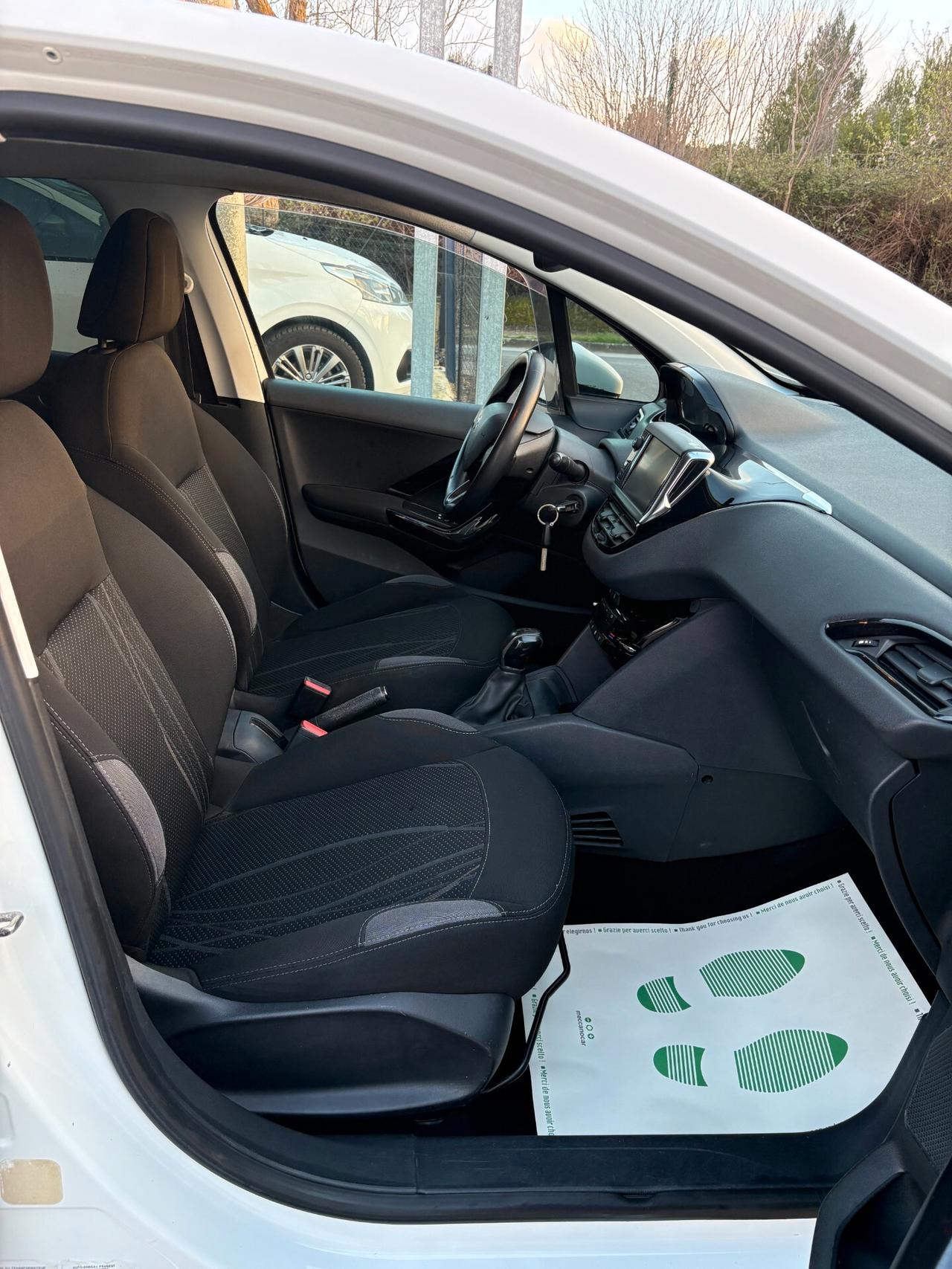 Peugeot 208 1.4 HDi 68 CV 5 porte Allure