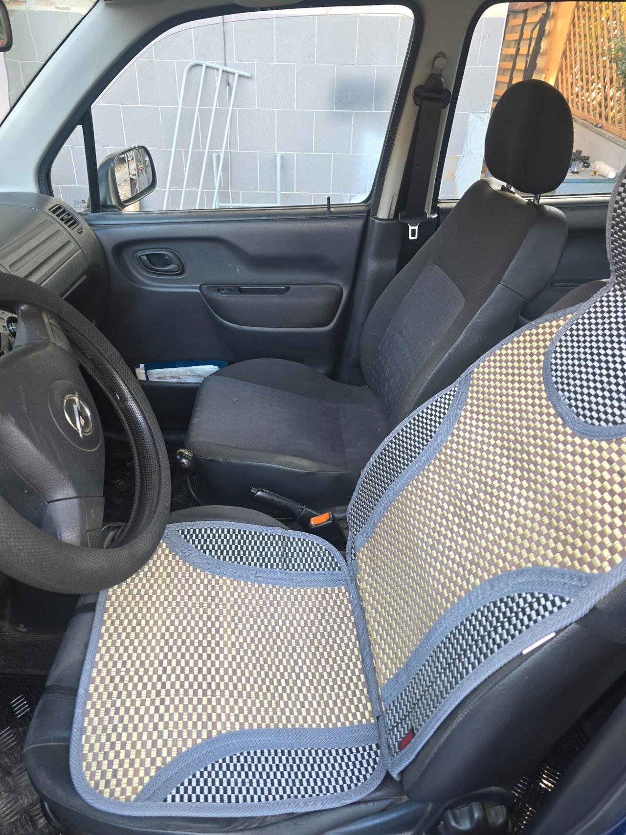 Opel Agila 1.0 12V Fashion Line