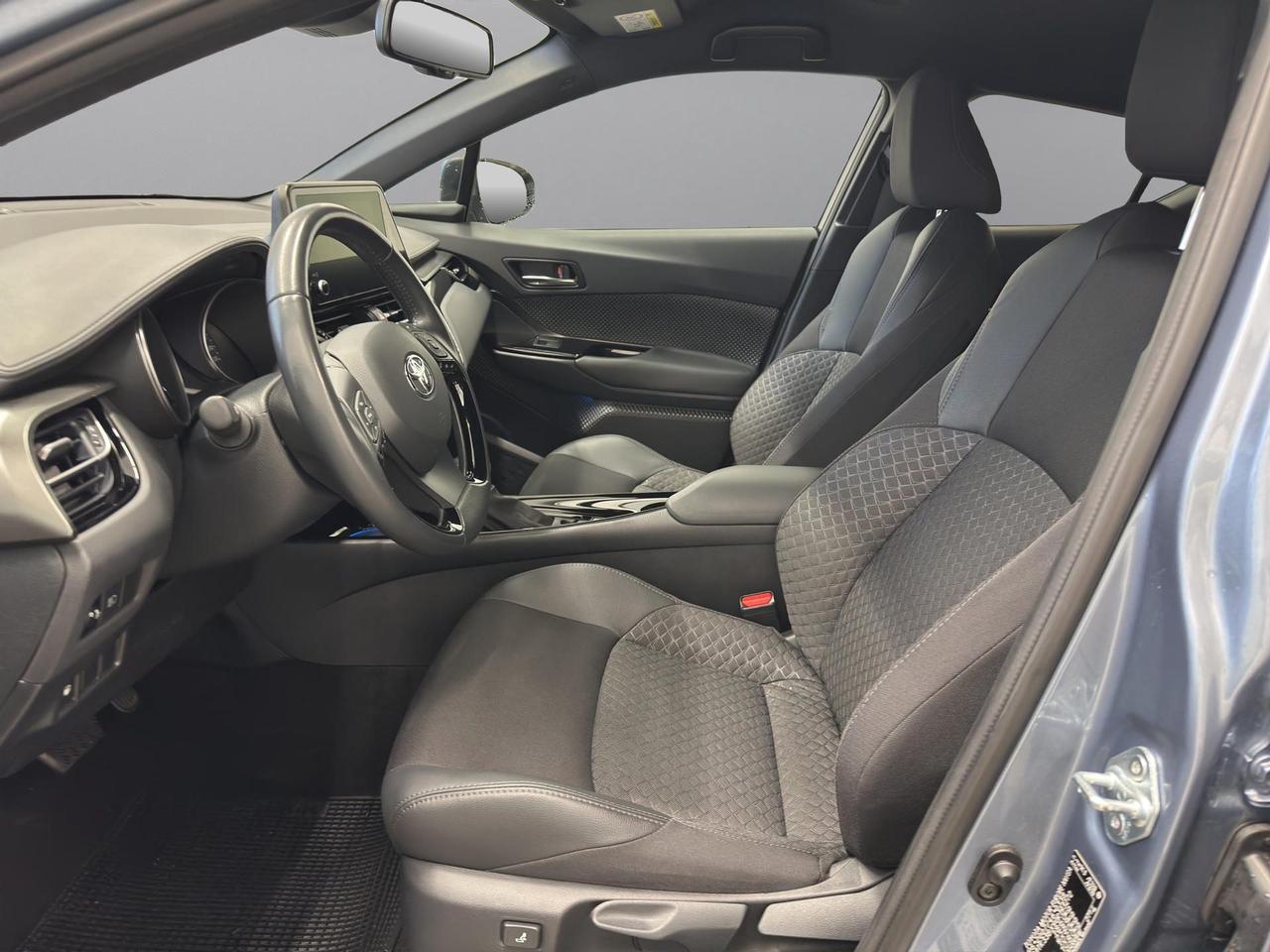 Toyota C-HR 1.8h Trend e-cvt