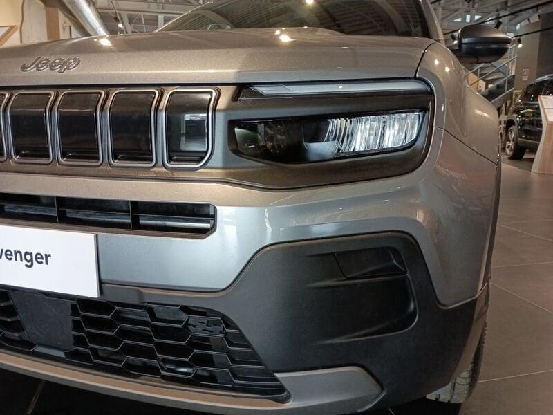 Jeep Avenger e-Hybrid 1.2 MHEV e-Hybrid Turbo Longitude