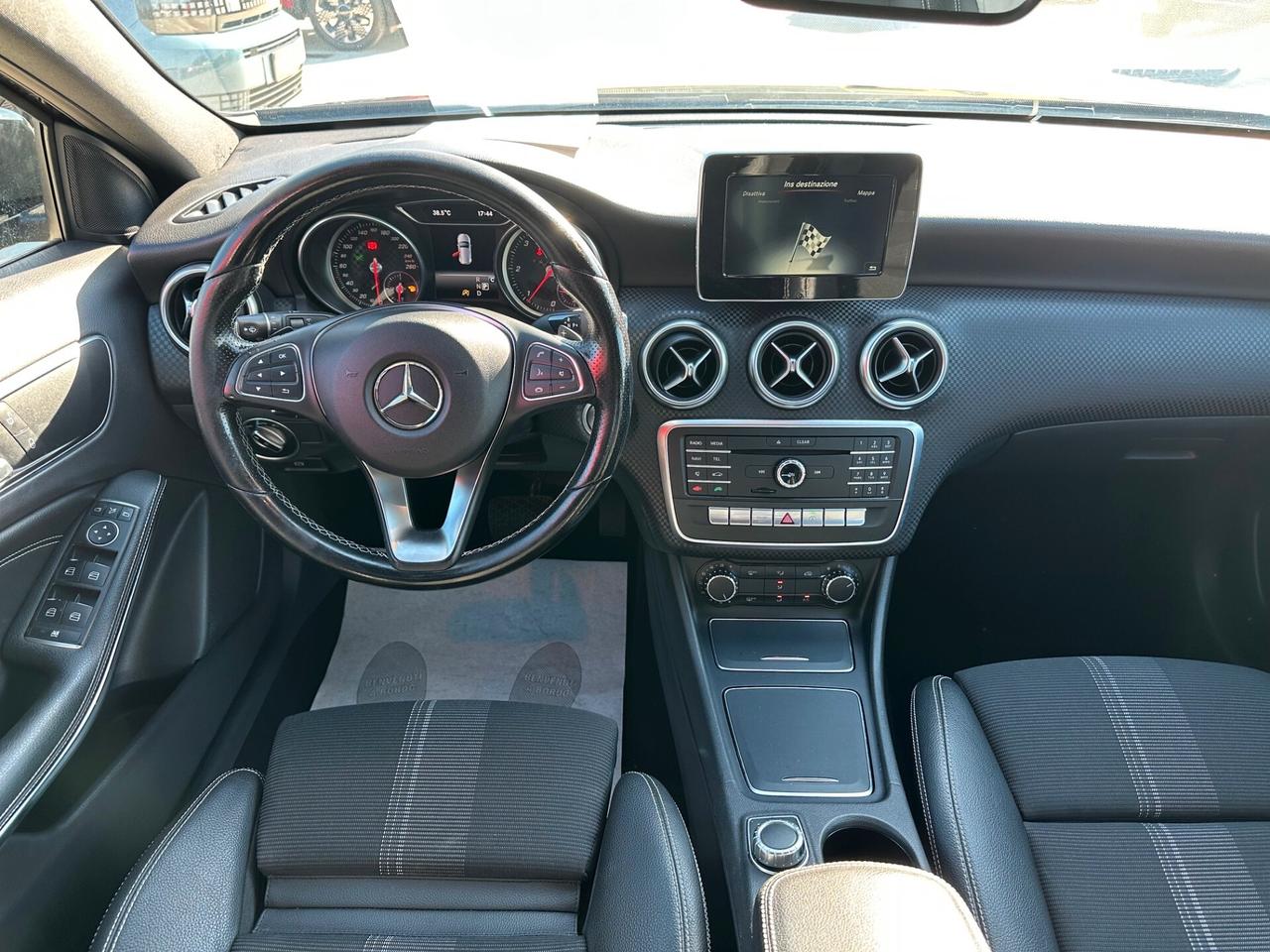 Mercedes-benz A 180 A 180 d Automatic Sport