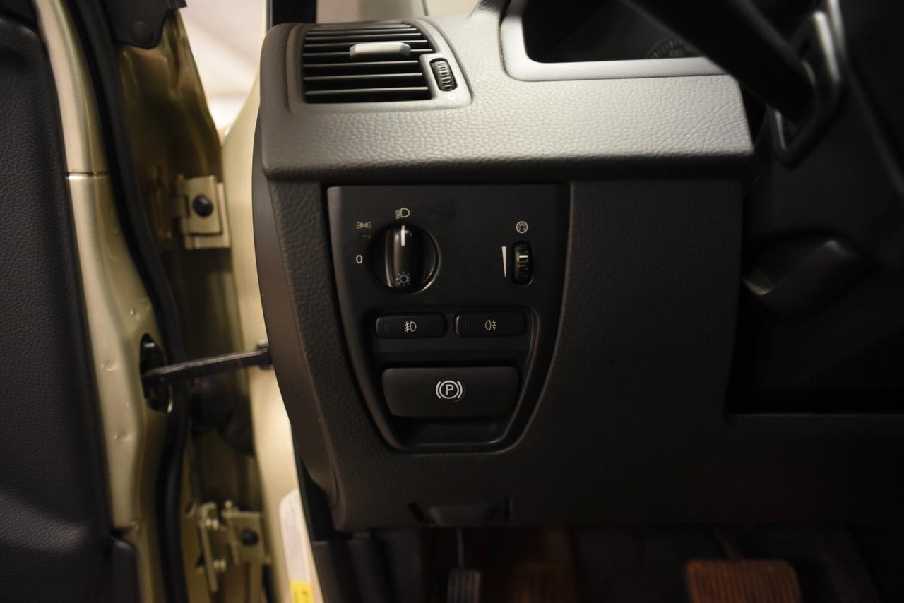 Volvo XC 90 XC90 2.4 D5 185 CV aut. AWD Executive