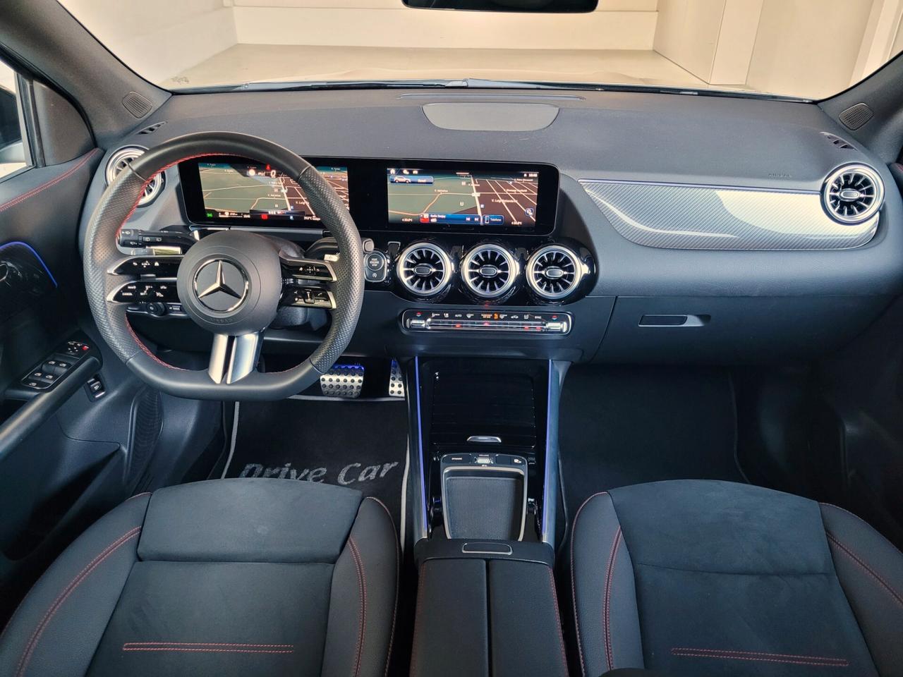 Mercedes-benz GLA 200 d AMG Line 8G-DCT LUCI AMBIENTE KEYLESS NAV