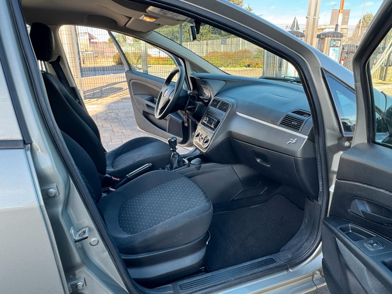 Fiat Grande Punto 1.2 5 porte Active con soli 75000km