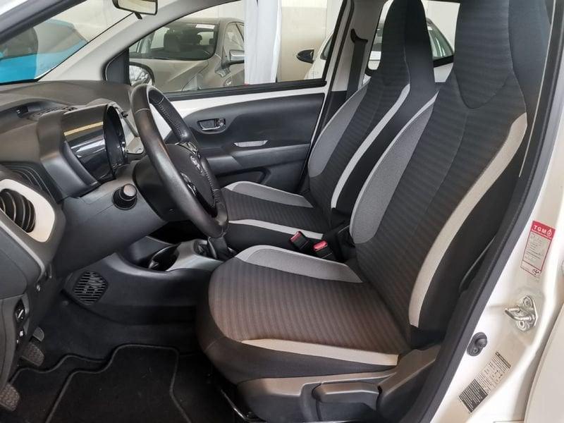 Toyota Aygo 1.0 VVT-i 72 CV 5 porte x-play