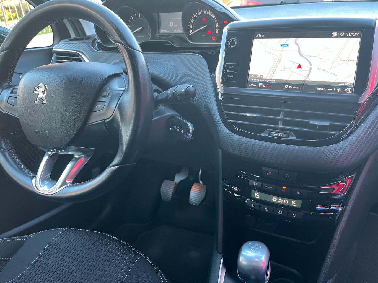 Peugeot 208 BlueHDi 100 S&S 5 porte Allure
