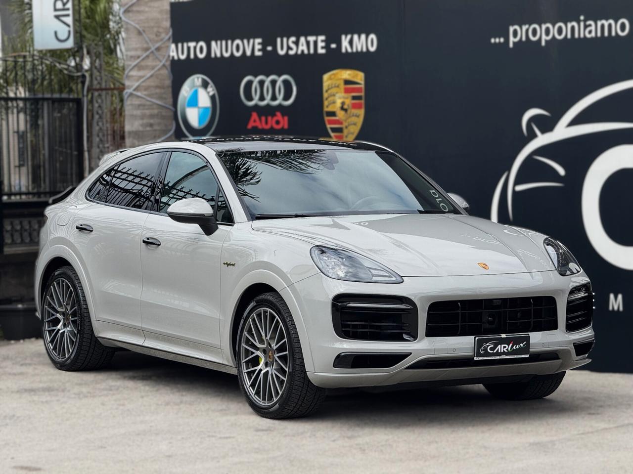 Porsche Cayenne Coupe 3.0 E-Hybrid Platinum Edition