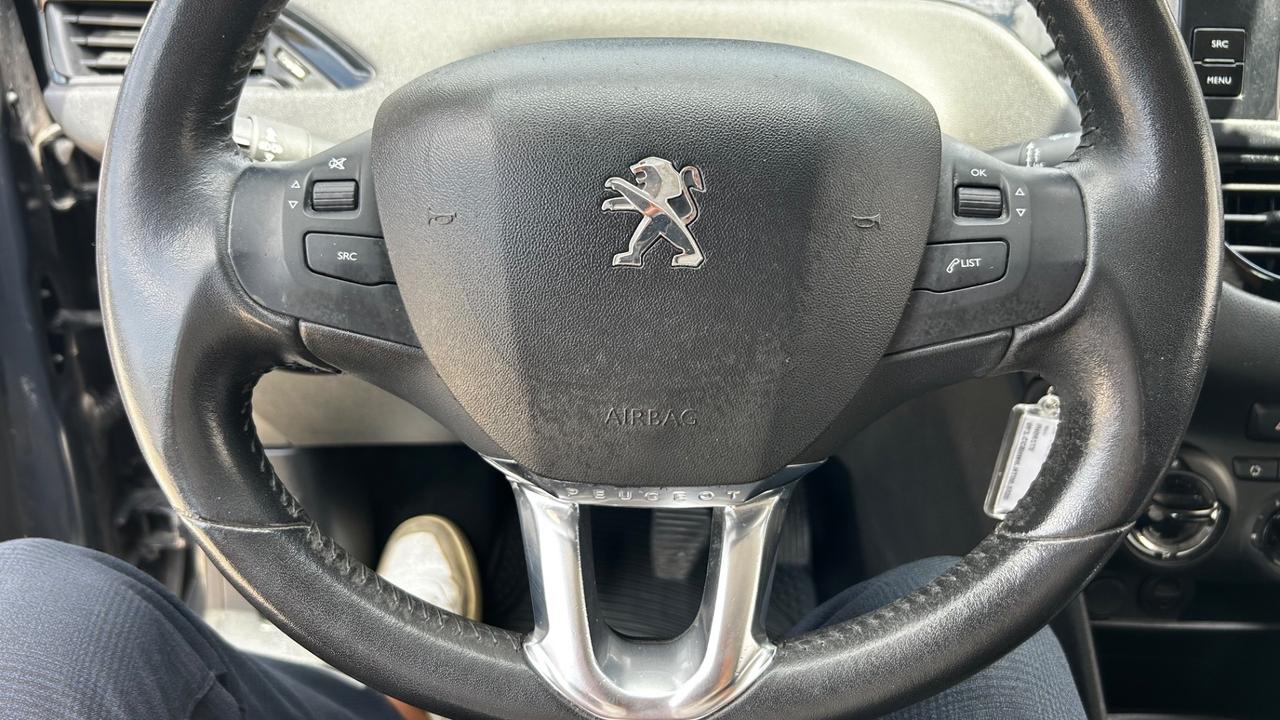 Peugeot 208 BlueHDi 75cv