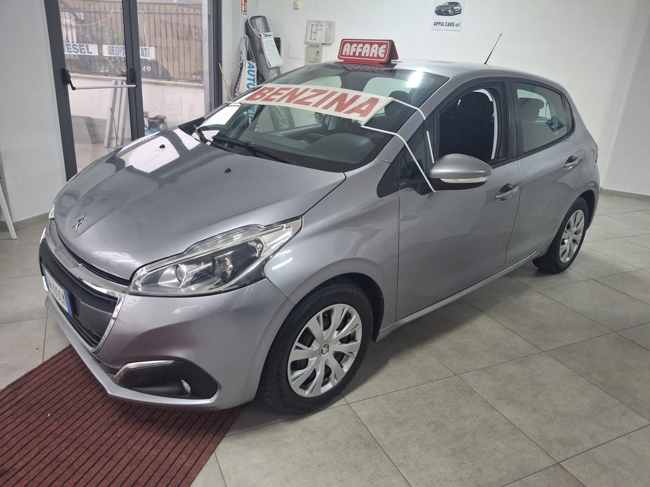 Peugeot 208 PureTech 82 5 porte Allure
