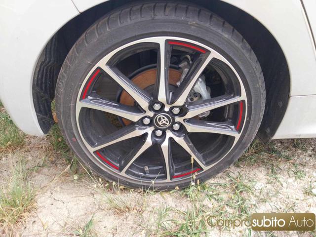 TOYOTA Yaris 1.5 Hybrid 5 porte GR Sport