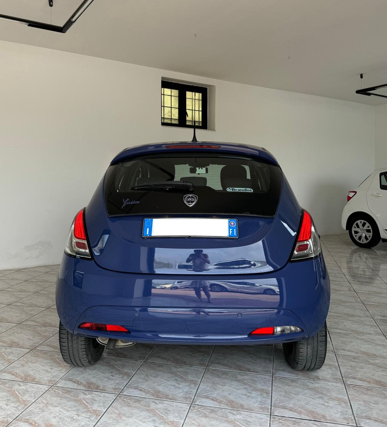 Lancia Ypsilon 1.3 MJT 16V 95 CV 5 porte S&S Silver - 2017