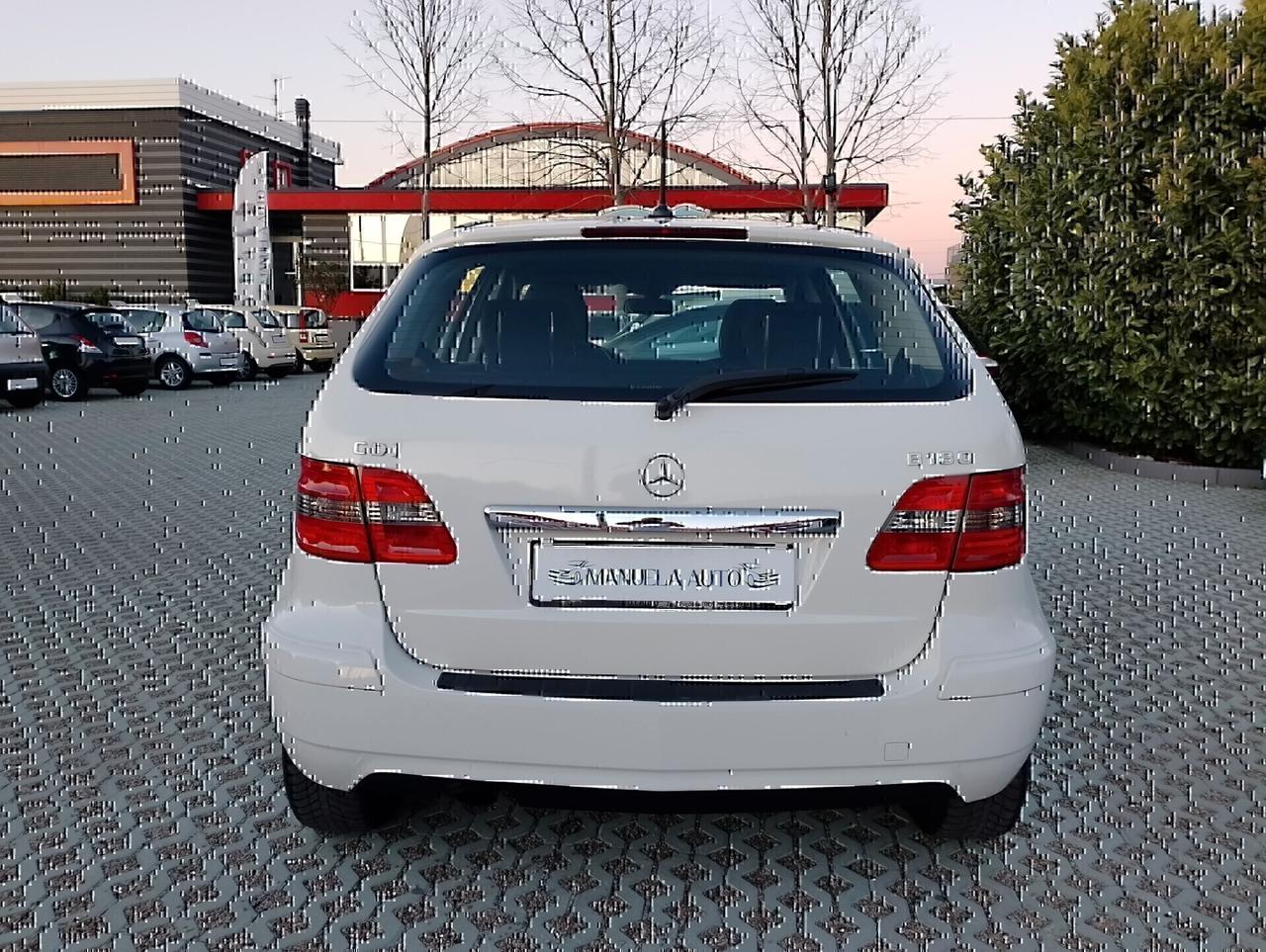 Mercedes-benz B 180~DIESEL~215.000~GARANZIA~2011