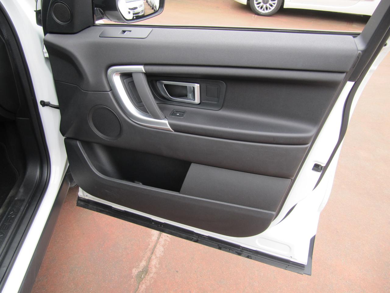 Land Rover Discovery Sport 2.0 TD4 150 CV SE - automatico