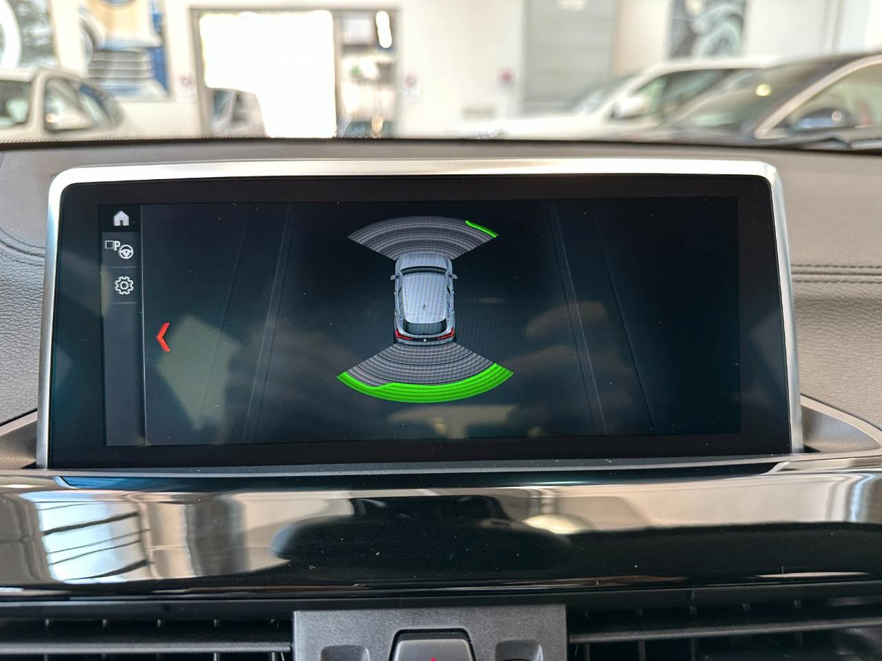 BMW X2 sdrive18d Business X Auto - LED-18"-Navi PRO - IVA