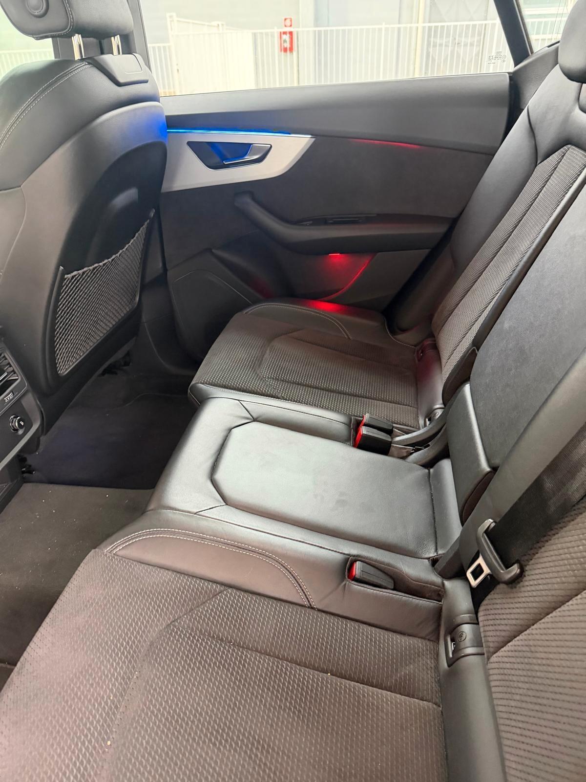Audi Q7 SUV TDI 210 kW quattro tiptronic S line Edition