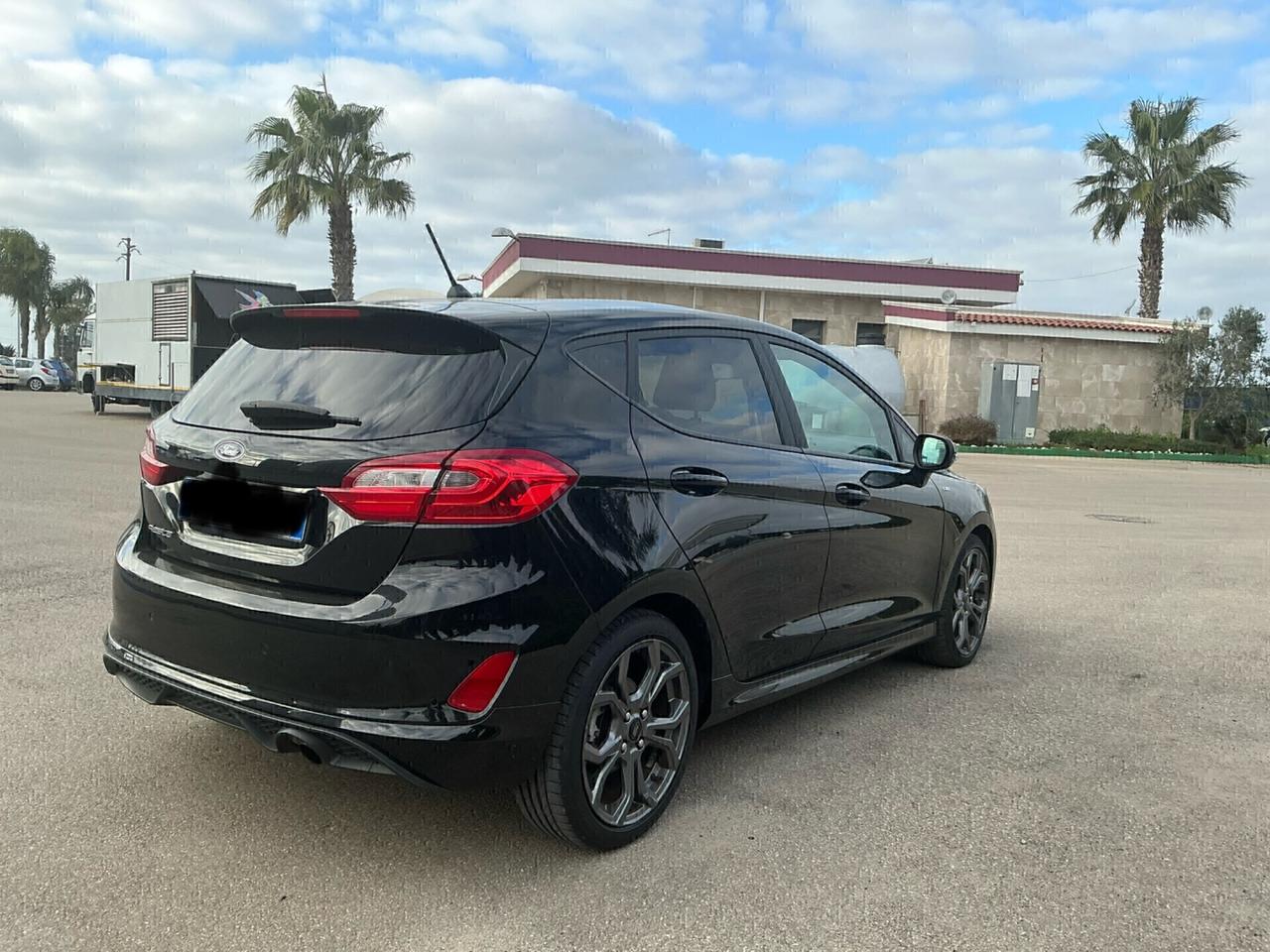 Ford Fiesta 1.5 TDCi 5 porte ST-Line