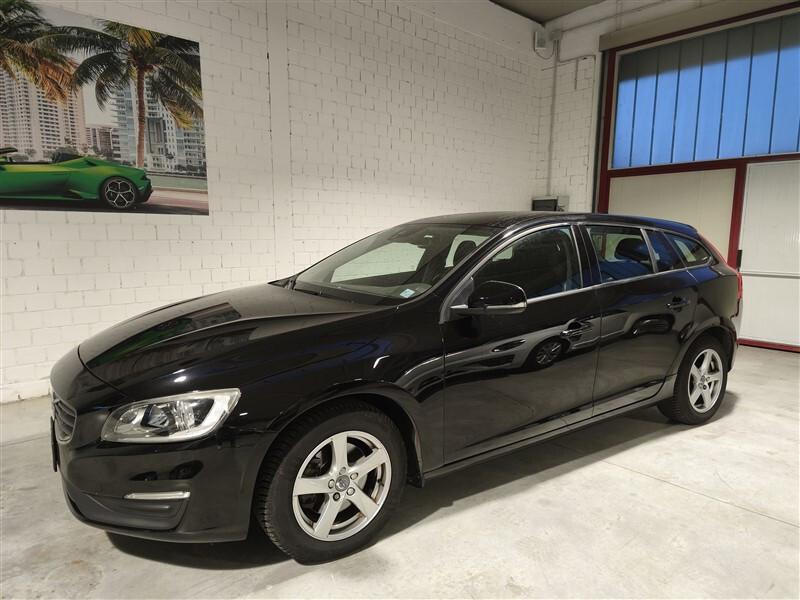 Volvo V60 D3 Geartronic Kinetic !!! KM 105.800 !!!
