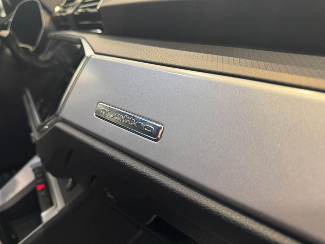 Audi Q3 Sportback 40 2.0 tdi S line edition quattro 200cv s-tronic