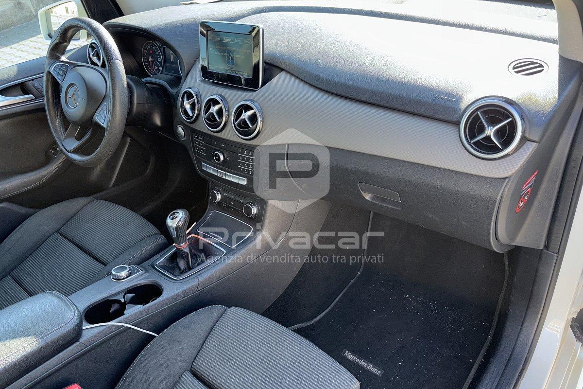 MERCEDES B 180 d Executive